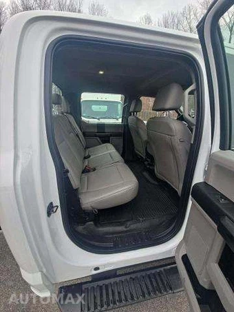 2020 Ford Super Duty F-550 Cab Chassis XL Crew Cab DRW - miniatura 15