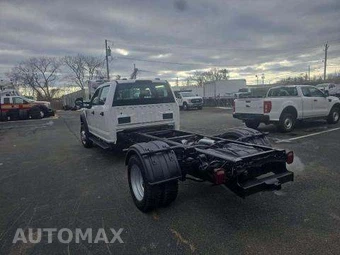 2020 Ford Super Duty F-550 Cab Chassis XL Crew Cab DRW - miniatura 2