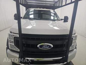 2020 Ford Super Duty F-550 Cab Chassis XL Crew Cab DRW - miniatura 2