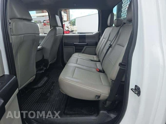 2020 Ford Super Duty F-550 Cab Chassis XL Crew Cab DRW - miniatura 13