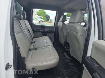 2020 Ford Super Duty F-550 Cab Chassis XL Crew Cab DRW - miniatura 15
