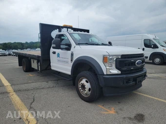 2020 Ford Super Duty F-550 Cab Chassis XL Regular Cab DRW - miniatura 3