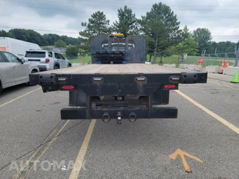 2020 Ford Super Duty F-550 Cab Chassis XL Regular Cab DRW - miniatura 5