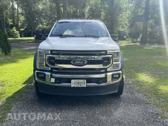 2020 Ford Super Duty F-550 Cab Chassis XL Regular Cab DRW - miniatura 2