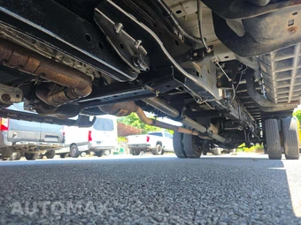 2020 Ford Super Duty F-550 Cab Chassis XL Regular Cab DRW - miniatura 7