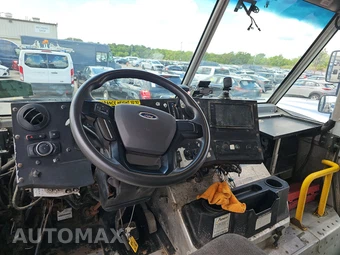 2020 Ford Super Duty F-59 Stripped Chassis DRW - miniatura 11