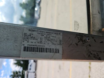 2020 Ford Super Duty F-59 Stripped Chassis DRW - miniatura 13