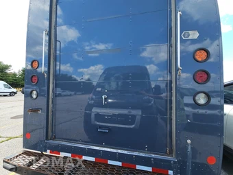 2020 Ford Super Duty F-59 Stripped Chassis DRW - miniatura 15