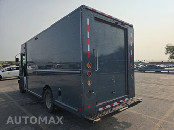 2020 Ford Super Duty F-59 Stripped Chassis DRW - miniatura 6