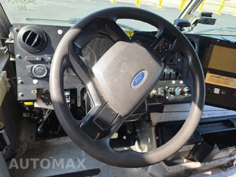 2020 Ford Super Duty F-59 Stripped Chassis DRW - miniatura 10