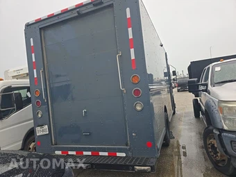 2020 Ford Super Duty F-59 Stripped Chassis DRW - miniatura 4