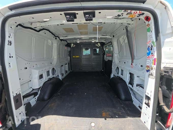 2020 Ford Transit 150 Cargo Van Low Roof 130.0" WB - miniatura 13