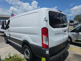 2020 Ford Transit 150 Cargo Van Low Roof 130.0" WB - miniatura 2