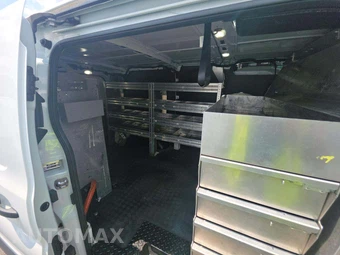 2020 Ford Transit 150 Cargo Van Low Roof 130.0" WB - miniatura 15