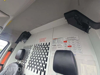 2020 Ford Transit 150 Cargo Van Medium Roof 148.0" WB - miniatura 11