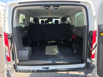 2020 Ford Transit 150 Passenger Van XL Low Roof 130.0" WB - miniatura 11
