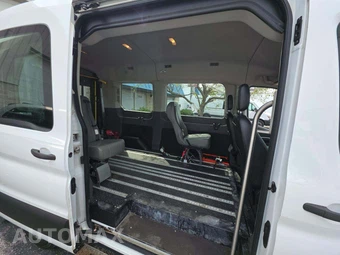 2020 Ford Transit 150 Passenger Van XL Medium Roof 130.0" WB - miniatura 17