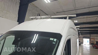 2020 Ford Transit 250 Cargo Van High Roof 148.0" WB - miniatura 19