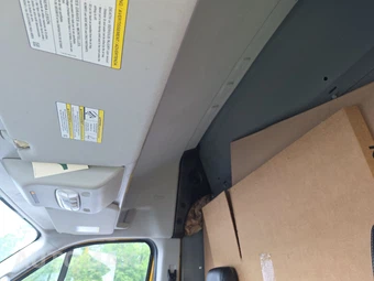 2020 Ford Transit 250 Cargo Van High Roof 148.0" WB - miniatura 16
