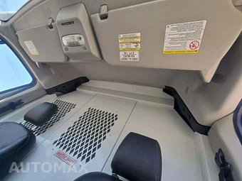 2020 Ford Transit 250 Cargo Van High Roof 148.0" WB - miniatura 8