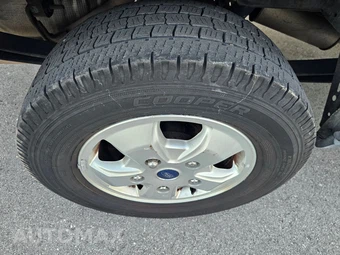 2020 Ford Transit 250 Cargo Van High Roof 148.0" WB - miniatura 29