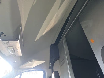 2020 Ford Transit 250 Cargo Van High Roof 148.0" WB - miniatura 19