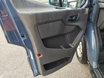2020 Ford Transit 250 Cargo Van High Roof 148.0" WB - miniatura 9