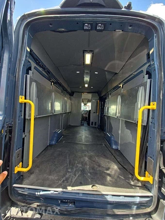 2020 Ford Transit 250 Cargo Van High Roof 148.0" WB - miniatura 14