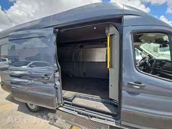 2020 Ford Transit 250 Cargo Van High Roof 148.0" WB - miniatura 12