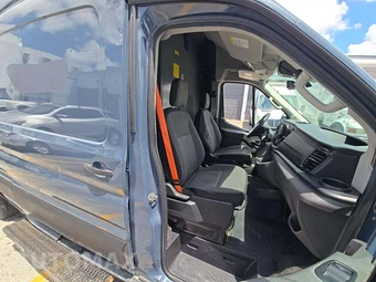 2020 Ford Transit 250 Cargo Van High Roof 148.0" WB - miniatura 14