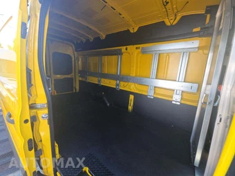 2020 Ford Transit 250 Cargo Van High Roof 148.0" WB - miniatura 15