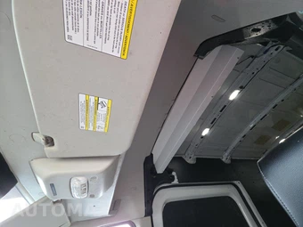 2020 Ford Transit 250 Cargo Van High Roof 148.0" WB - miniatura 17
