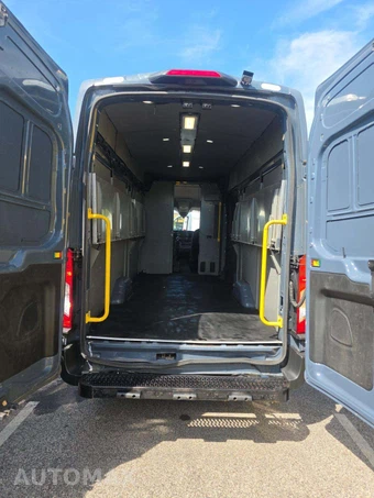 2020 Ford Transit 250 Cargo Van High Roof 148.0" WB - miniatura 12