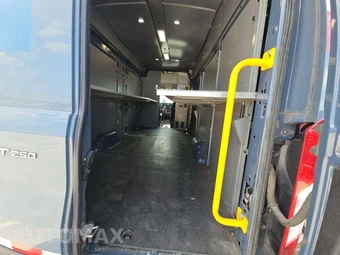 2020 Ford Transit 250 Cargo Van High Roof 148.0" WB - miniatura 15