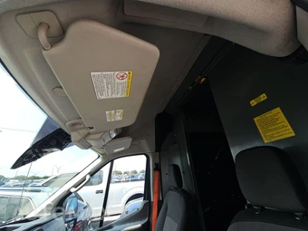 2020 Ford Transit 250 Cargo Van High Roof 148.0" WB - miniatura 17