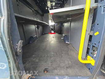 2020 Ford Transit 250 Cargo Van High Roof 148.0" WB - miniatura 16