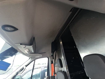 2020 Ford Transit 250 Cargo Van High Roof 148.0" WB - miniatura 17