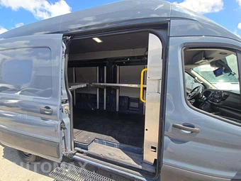 2020 Ford Transit 250 Cargo Van High Roof 148.0" WB - miniatura 12