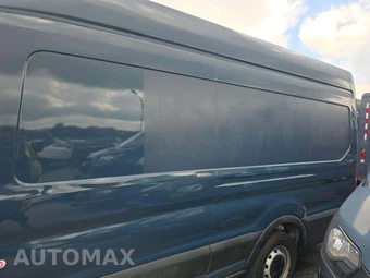 2020 Ford Transit 250 Cargo Van High Roof 148.0" WB - miniatura 24