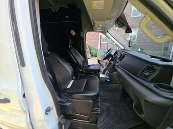 2020 Ford Transit 250 Cargo Van High Roof 148.0" WB - miniatura 18