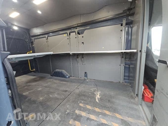 2020 Ford Transit 250 Cargo Van High Roof 148.0" WB - miniatura 13