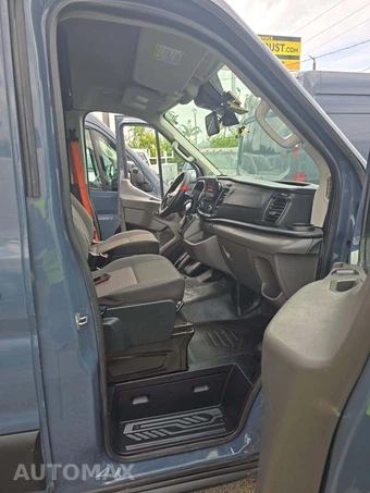 2020 Ford Transit 250 Cargo Van High Roof 148.0" WB - miniatura 18