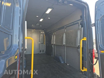 2020 Ford Transit 250 Cargo Van High Roof 148.0" WB - miniatura 16
