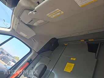 2020 Ford Transit 250 Cargo Van High Roof 148.0" WB - miniatura 17