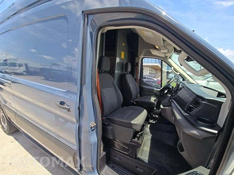 2020 Ford Transit 250 Cargo Van High Roof 148.0" WB - miniatura 14