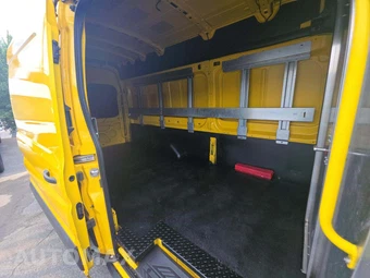 2020 Ford Transit 250 Cargo Van High Roof 148.0" WB - miniatura 15