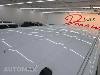 2020 Ford Transit 250 Cargo Van Low Roof 130.0" WB - miniatura 12