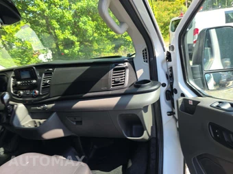 2020 Ford Transit 250 Cargo Van Low Roof 130.0" WB - miniatura 18