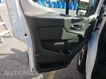 2020 Ford Transit 250 Cargo Van Low Roof 130.0" WB - miniatura 9