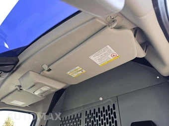 2020 Ford Transit 250 Cargo Van Medium Roof 130.0" WB – miniatura 8